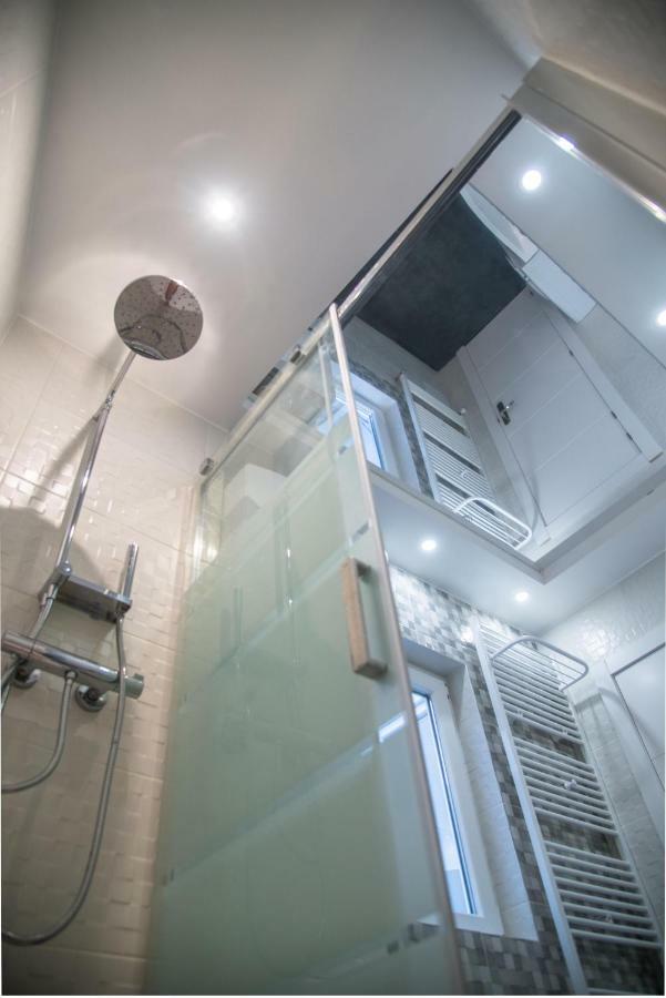 Camp Nou, Europa Fira - Modern Two-Bedroom Apartment With Heating L'Hospitalet de Llobregat Exterior foto