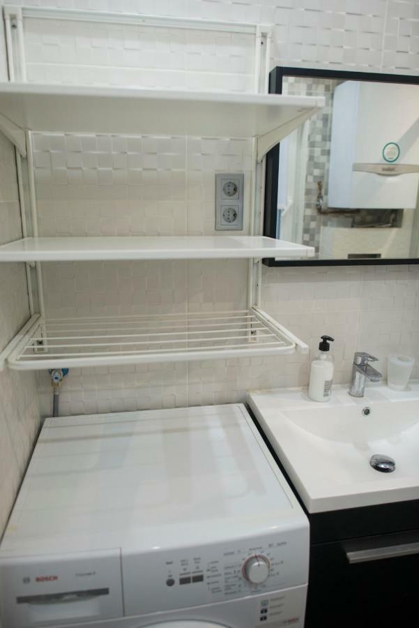 Camp Nou, Europa Fira - Modern Two-Bedroom Apartment With Heating L'Hospitalet de Llobregat Exterior foto